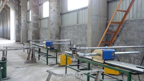 Plasma flame cutting machine